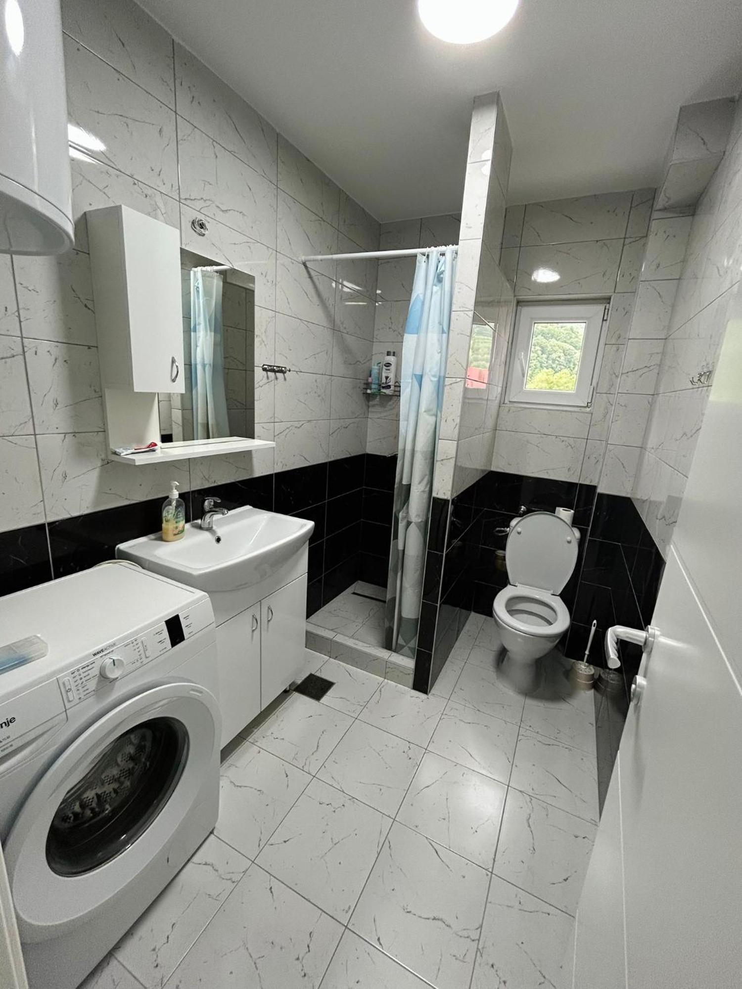 Ferienwohnung Zlatna Plaza Bratunac Exterior foto
